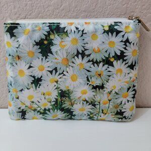 Kate Spade New York Daisy Floral Cosmetic Pouch / Mini Zip Bag